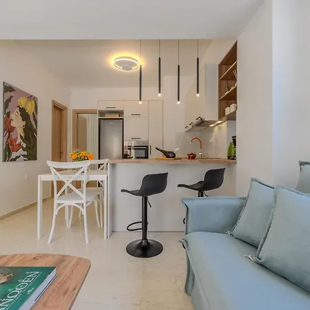 Cozy Corner Apartment